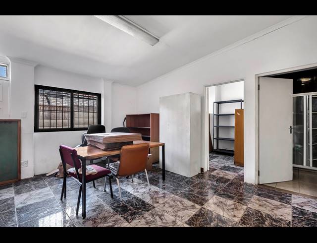 8 BEDROOM HOUSE FOR SALE IN WENDYWOOD